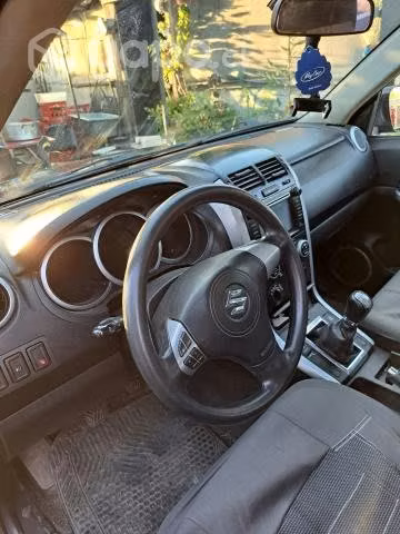 Suzuki grand nomade 2014