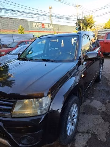 Suzuki grand nomade 2014