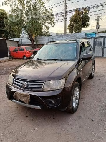 Suzuki grand nomade 2014