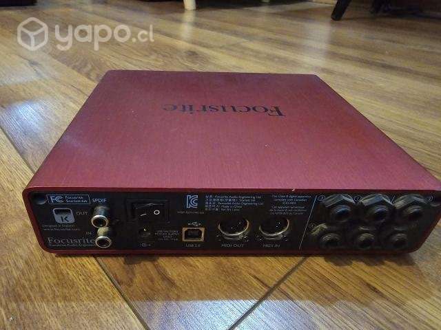 Focusrite Scarlett 6i6 - Interfaz de Audio - Imagen 2