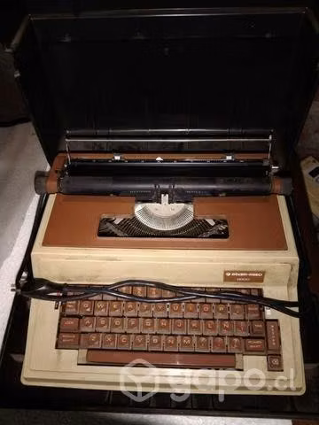 Máquina de escribir antigua excelente estado
