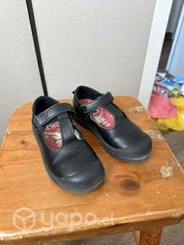 Zapatos de charol n 27