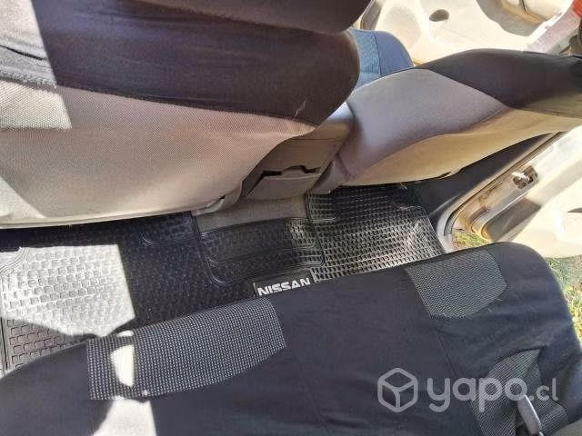 Nissan navara 2013 - Imagen 6