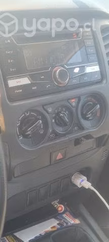 Camioneta mitsubishi