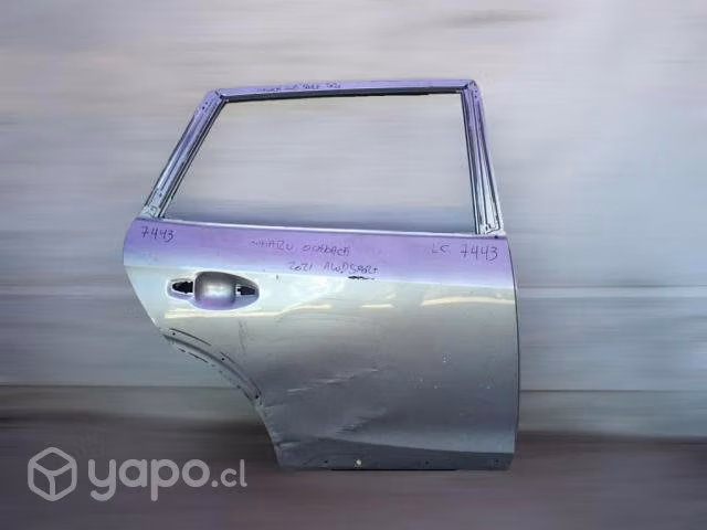 Puerta trasera rh subaru outback 2021