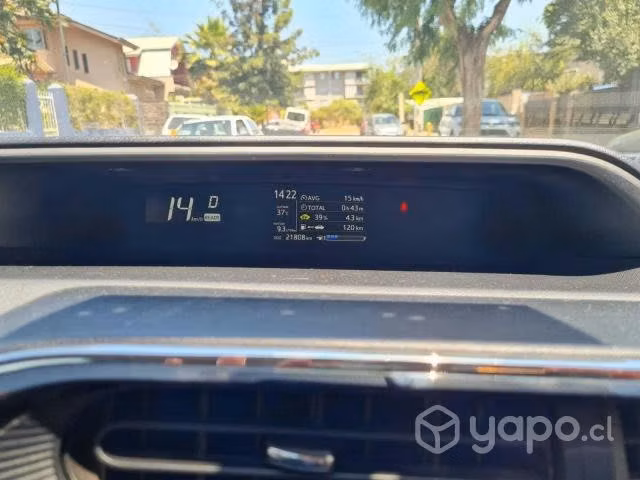 Toyota prius 2020