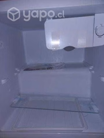 Frigobar sin uso - Imagen 2