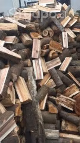Buena leña de aromo con reparto