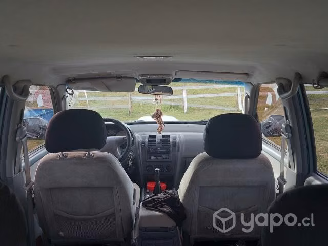 Hyundai terracan vendo o permuto