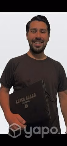 Entrenador de fútbol profesional