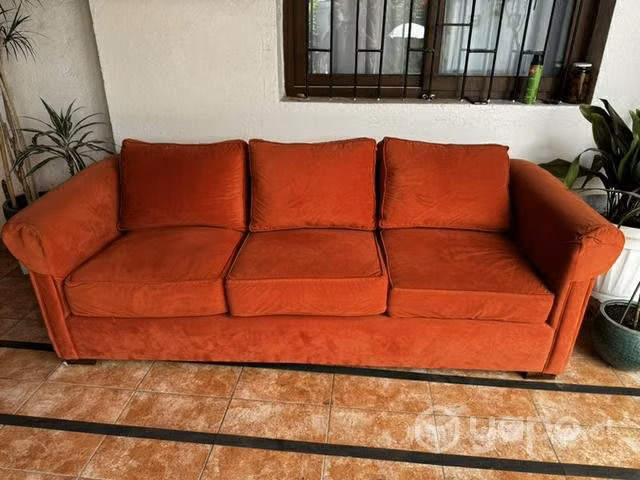 Sillón excelente 2,18 mt x 85 cm profundidad
