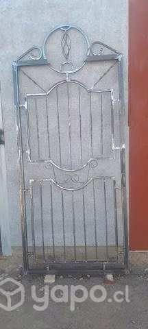 Puerta de fierro