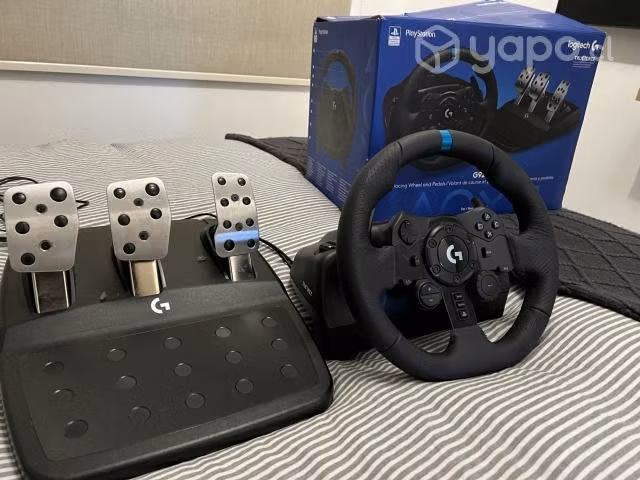 Volante Logitech G923 (PS4/PS5)