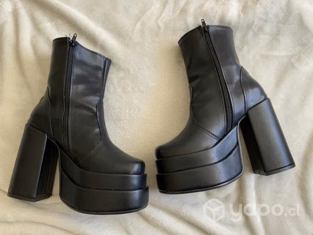 botas estilo bratz negras de cuero - Imagen 2