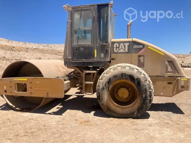 Arriendo rodillo cat 10 toneladas
