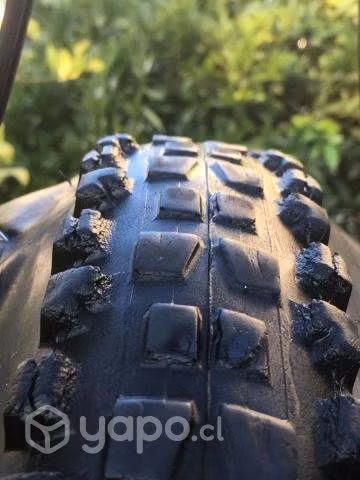 Maxxis Minion DHF 2.5x27.5 - Imagen 2