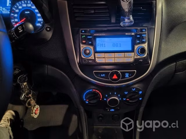 Hyundai Accent 2013 - Imagen 8