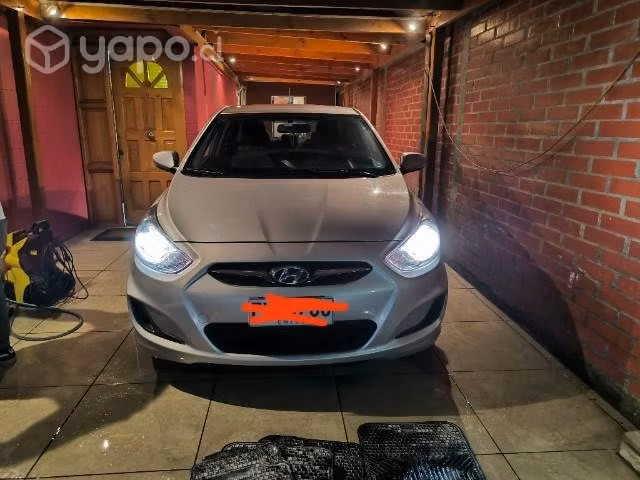 Hyundai Accent 2013 - Imagen 2