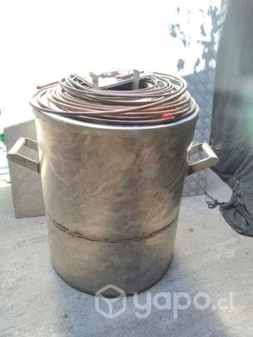 Olla de acero inoxidable 200 ltrs. Con tubería