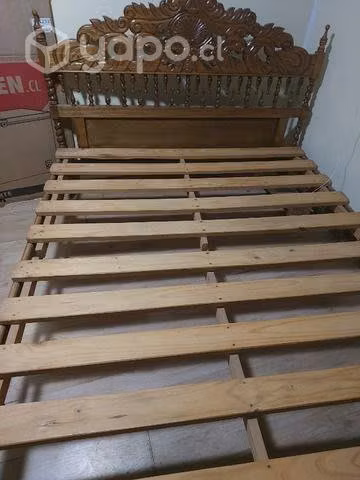 Cama y marquesa de madera tallada muy bonita colch - Imagen 4
