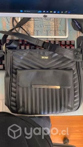 cartera de mujer secret