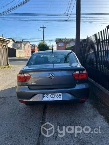 Volkswagen Voyage  2021