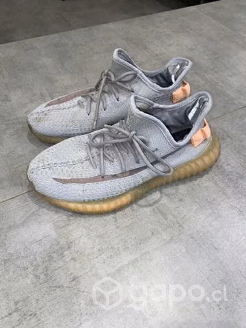 Yeezy 350 V2 true form"