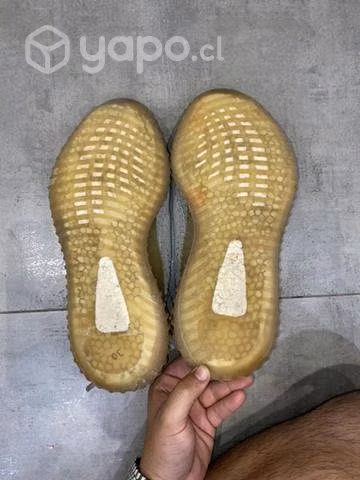 Yeezy 350 V2 true form" - Imagen 4