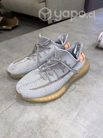 Yeezy 350 V2 true form" - Imagen 3