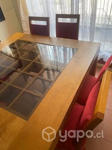 Comedor 1.40 x 1.40 8 sillas, buen estado