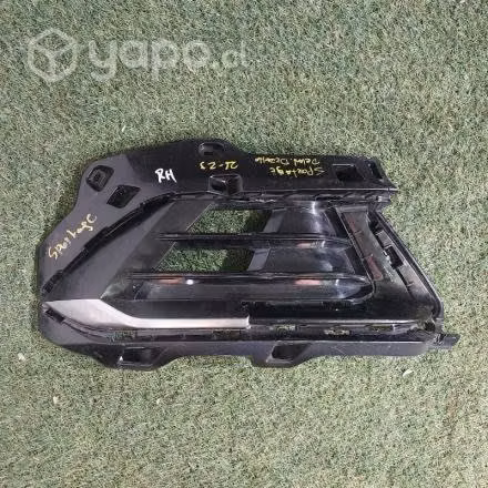 Tapa neblinero derecho kia sportage 2021 2023