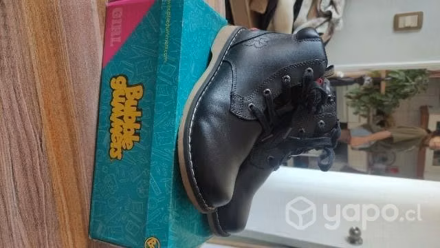 Zapatos escolares