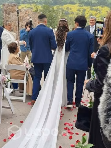 Vestido de novia talla 38-40 más capa desmontable
