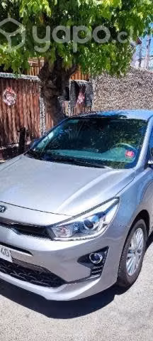 Kia Río 4 2021 versión full