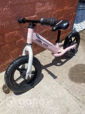 Bicicleta de aprendizaje de niña altitude - Imagen 3