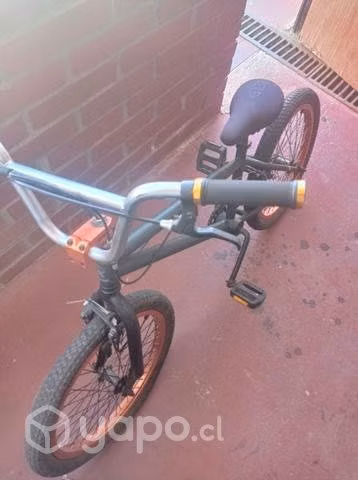 BMX Oxford con detalle