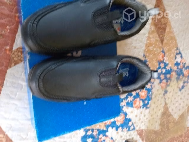 Zapato de escuela de niñio - Imagen 5