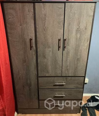 Closet como nuevo 120 negociable