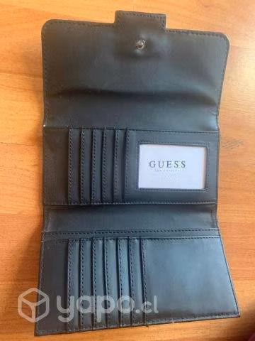 Billetera guess negra - Imagen 3
