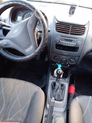 Vendo chevrolet sail - Imagen 3