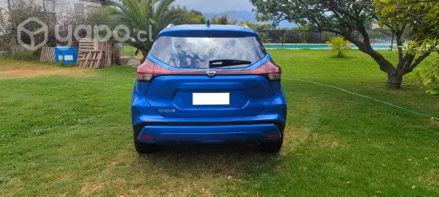 NISSAN KICKS  km / Azul Eléctrico