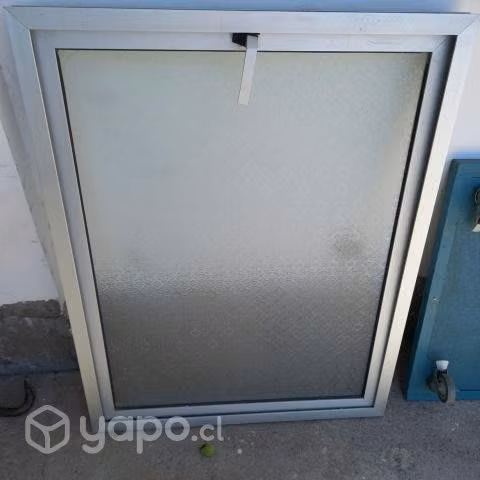 Ventana proyectante