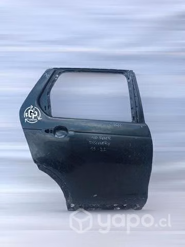 Puerta trasera rh Land Rover discovery 2015 2022