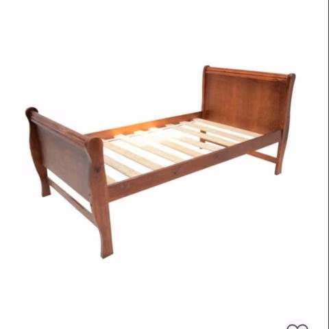 Bellísima cama cuja, 1.5 plazas.