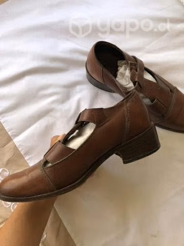 Zapatos marca chilena cuero café 37
