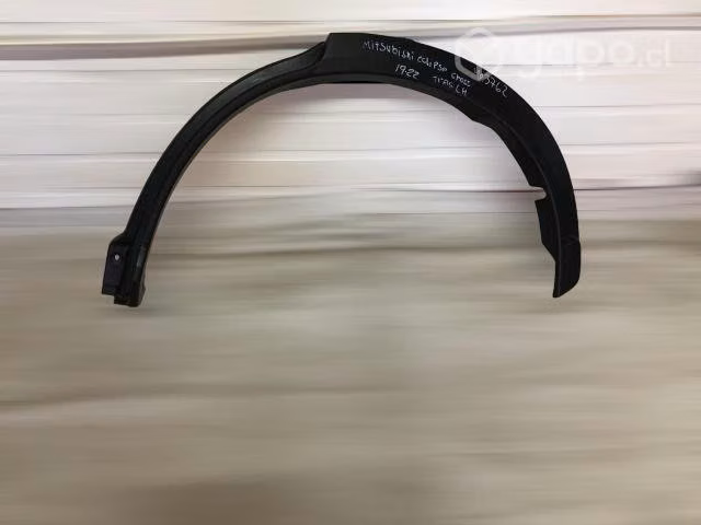 Moldura tras lh mitsubishi eclipse cross 2019-2022