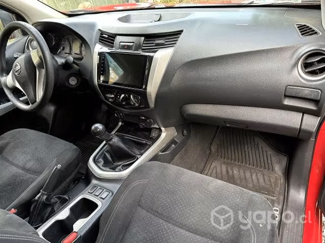 Nissan np