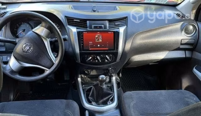 Nissan np