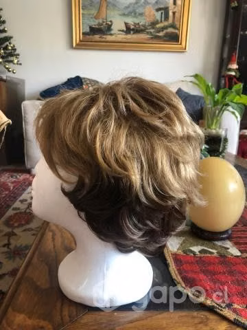 Peluca pelo castaño y negro