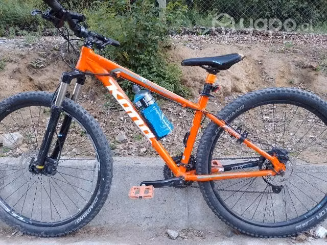 Bicicleta MTB marca Kona aro 29 talla M